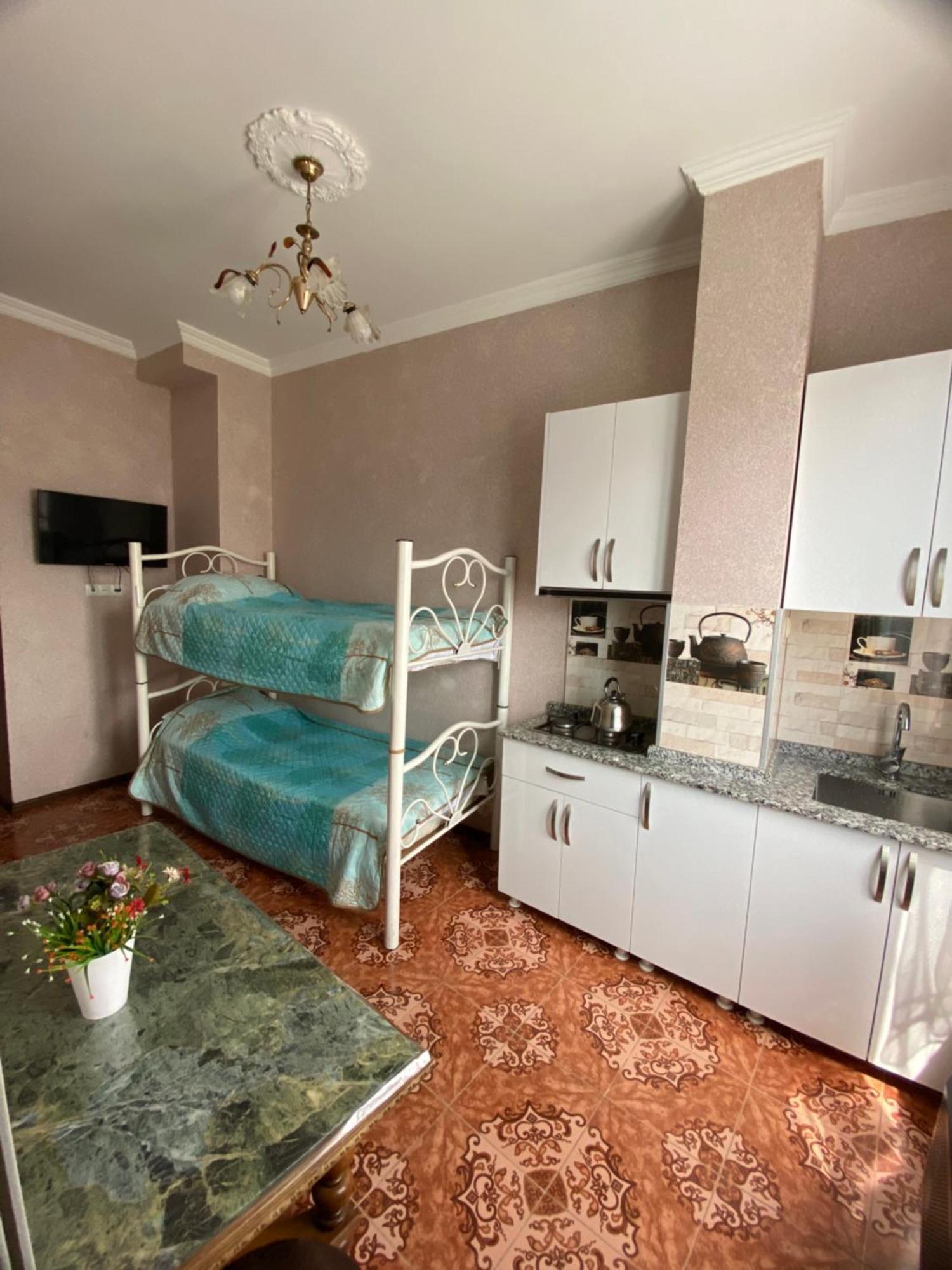 Blue House26A Apartment Батуми Екстериор снимка